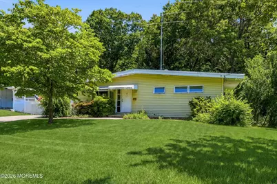 190 Parkview Terrace N, Middletown, NJ 07738 - Photo 1