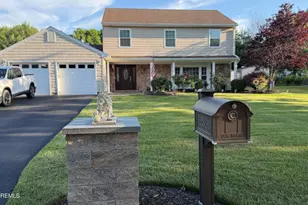 20 Bayberry Dr, Holmdel, NJ 07733 - Photo 1