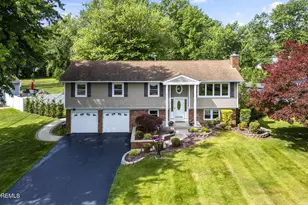 7 Saratoga Dr, Manalapan Township, NJ 07726 - Photo 1
