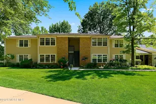 11 Boxwood Terrace, Red Bank, NJ 07701 - Photo 1