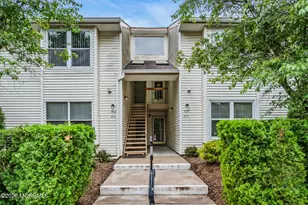492 Bayberry Ct, Marlboro Township, NJ 07726 - Photo 1