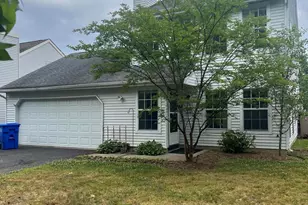 157 Malibu Dr, Eatontown, NJ 07724 - Photo 1
