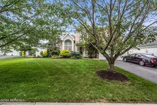 42 Crown Cir, Lakewood, NJ 08701 - Photo 1