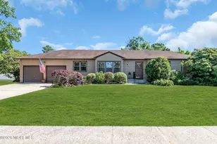 202 Yvonne Dr, Toms River Township, NJ 08753 - Photo 1