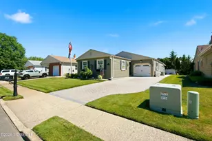 354 Port Royal Dr, Toms River Township, NJ 08757 - Photo 1