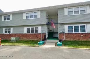2 Georgia Ct, Matawan, NJ 07747 - Photo 1