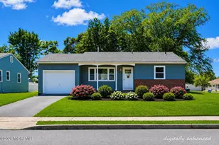 80 Brakenbury Dr, Toms River Township, NJ 08757 - Photo 1