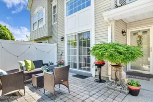 54 Phoenix Ct, Tinton Falls, NJ 07712 - Photo 1
