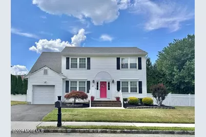 17 Reid Way, Freehold, NJ 07728 - Photo 1