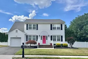 17 Reid Way, Freehold, NJ 07728 - Photo 1