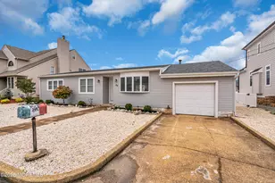 20 Venetian Ct, Toms River Township, NJ 08753 - Photo 1
