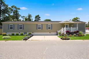 15 Fawn Pl, Whiting, NJ 08759 - Photo 1