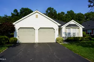 48 Ivy Hill Rd, Lakewood, NJ 08701 - Photo 1