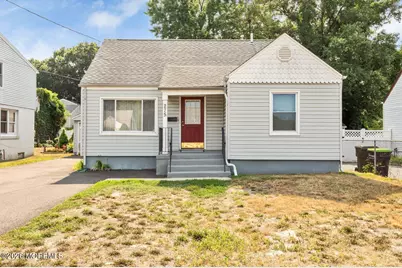 275 Laurel Avenue, Hazlet Township, NJ 07734 - Photo 1