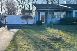 2042 Lamplighter Dr, Toms River Township, NJ 08753 - Photo 1