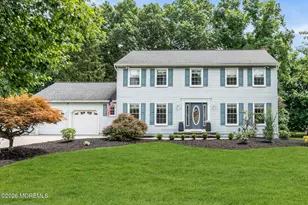 28 Jennifer Dr, Red Bank, NJ 07701 - Photo 1