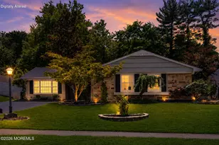 26 Inglewood Ln, Matawan, NJ 07747 - Photo 1