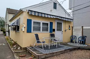105 W Surf Way, Lavallette, NJ 08735 - Photo 1