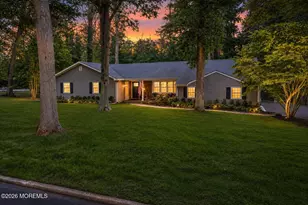 18 Stork Ct, Middletown, NJ 07748 - Photo 1