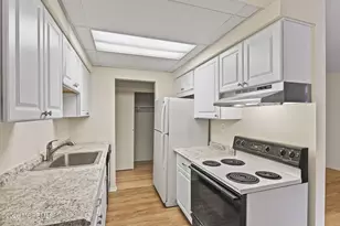 63 Stonehurst Blvd, Freehold, NJ 07728 - Photo 11