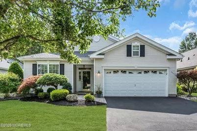 18 Powderhorn Way, Allentown, NJ 08501 - Photo 1