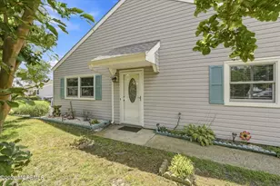 9 Gibraltar Ct, Barnegat, NJ 08005 - Photo 1