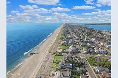 512 Main Avenue #2, Bay Head, NJ 08742 - Photo 1