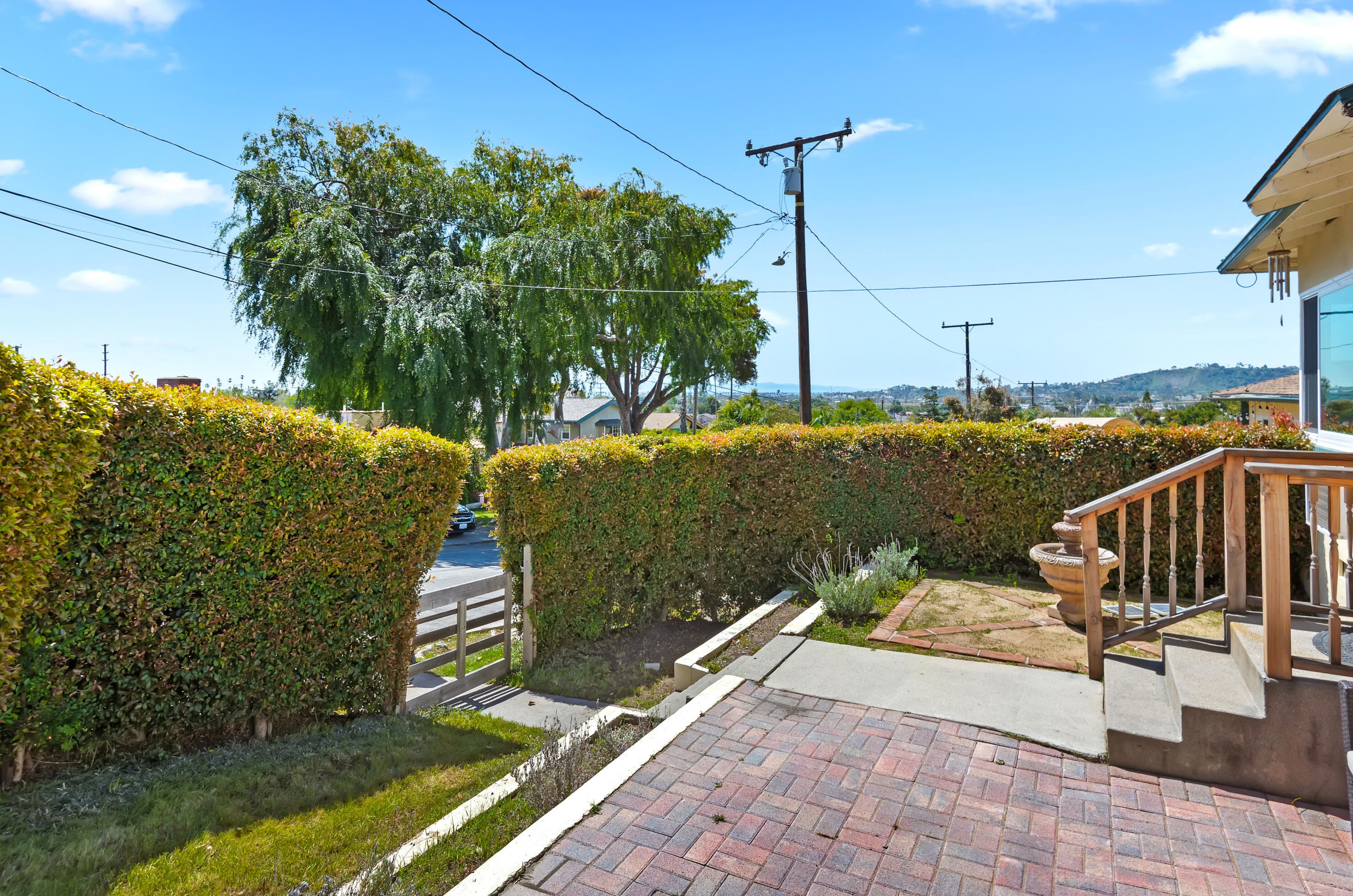 502 Chiquita Rd, Santa Barbara CA  93103-2540 exterior