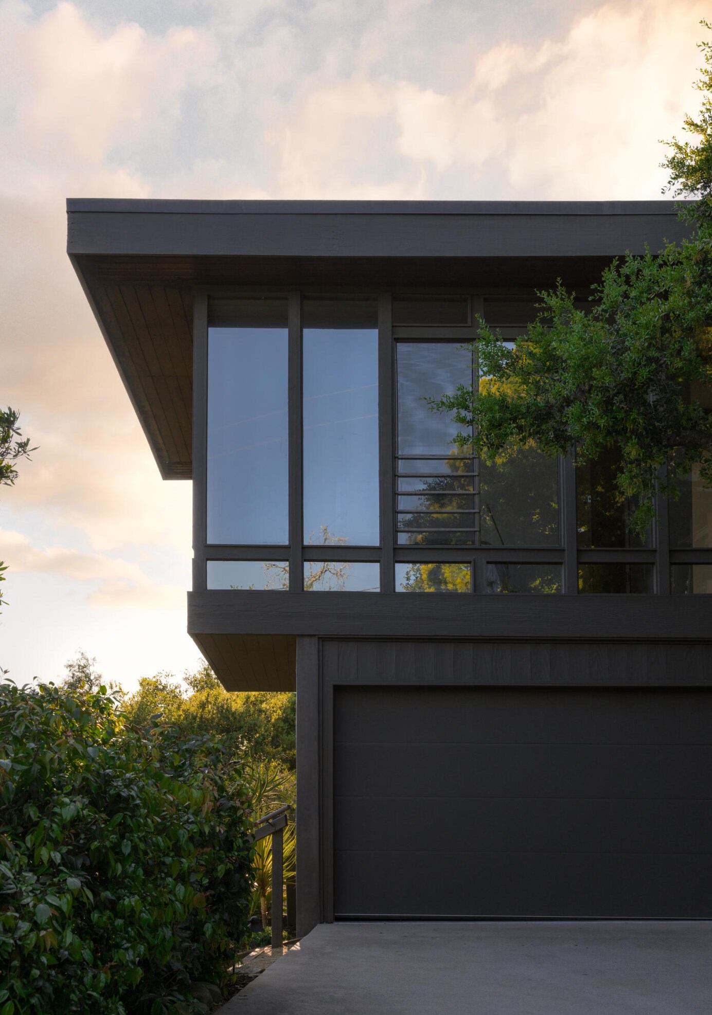1821 Gibraltar Rd, Santa Barbara CA  93105-2326 exterior