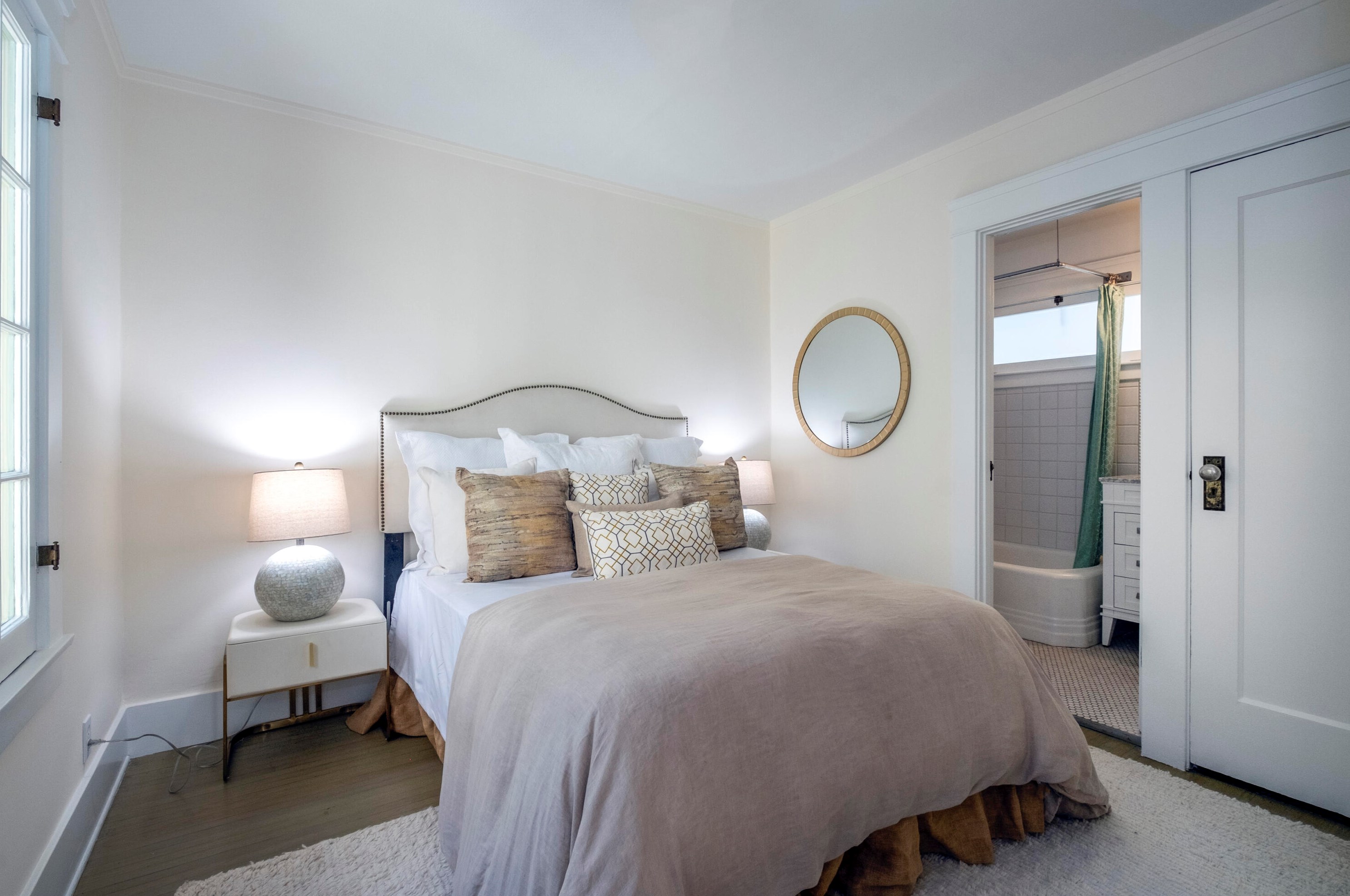 427 Sola St, Santa Barbara CA  93101-1220 exterior