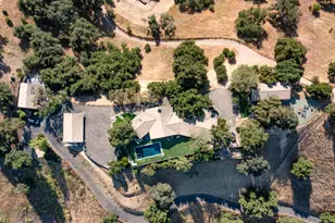 4001 Long Valley Rd, Santa Ynez, CA 93460 - Photo 41