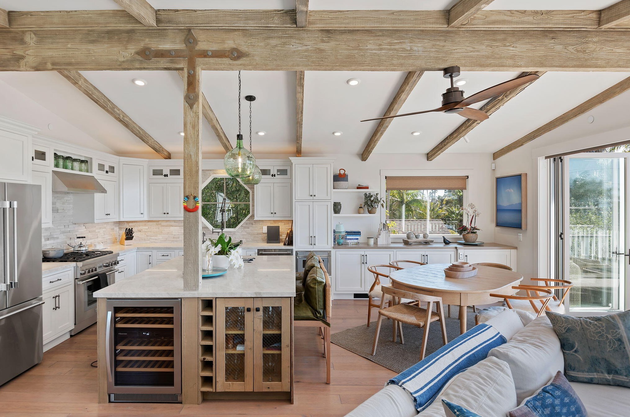 1530 Shoreline Dr, Santa Barbara CA  93109-2073 exterior