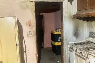 1012 Alphonse St, Santa Barbara, CA 93103 - Photo 3