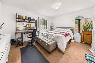 930 Philinda Avenue, Santa Barbara, CA 93103 - Photo 29