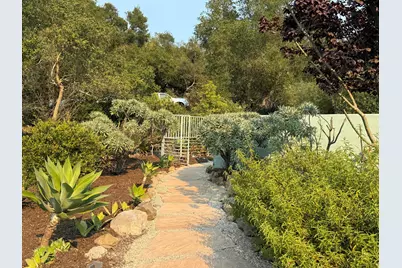520 Barker Pass Road, Santa Barbara, CA 93108 - Photo 33