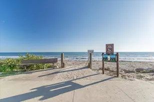 2417 Calle Linares, Santa Barbara, CA 93109 - Photo 37