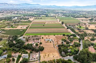 2465 Grand Ave, Los Olivos, CA 93441 - Photo 29