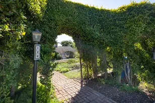 126 W Calle Crespis, Santa Barbara, CA 93105 - Photo 19