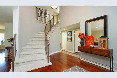 718 Pamela Wood Street, Thousand Oaks, CA 91320 - Photo 1