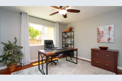 718 Pamela Wood Street, Thousand Oaks, CA 91320 - Photo 17