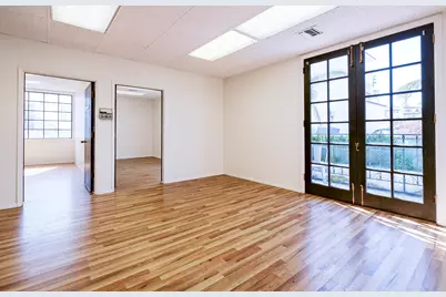 211 E Carrillo Street, Santa Barbara, CA 93101 - Photo 5
