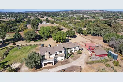 2000 N Refugio Road, Santa Ynez, CA 93460 - Photo 23