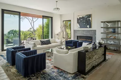 1131 Las Alturas Road #B, Santa Barbara, CA 93103 - Photo 9