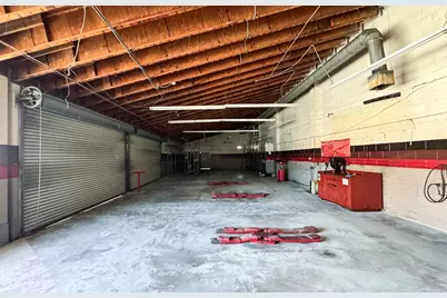 136 E Haley Street, Santa Barbara, CA 93101 - Photo 3