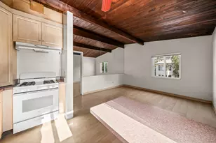 1011 Laguna St, Santa Barbara, CA 93101 - Photo 3