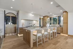 210 Las Alturas Rd, Santa Barbara, CA 93103 - Photo 15