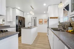 305 Mesa Ln, Santa Barbara, CA 93109 - Photo 15