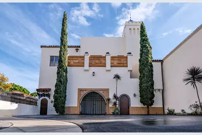 820 E Montecito Street, Santa Barbara, CA 93101 - Photo 1