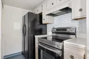 5940 Birch St, Carpinteria, CA 93013 - Photo 9