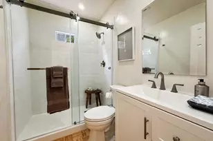 910 W Anapamu St, Santa Barbara, CA 93101 - Photo 15